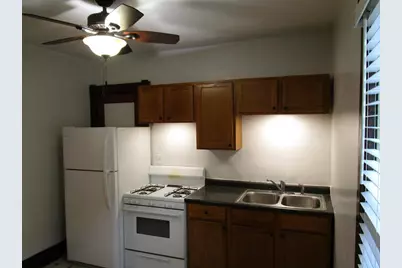 2172 S 84th St #2174R, 2176R, West Allis, WI 53227 - Photo 21