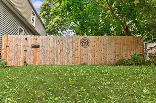 2631 N Booth St, Milwaukee, WI 53212 - Photo 17
