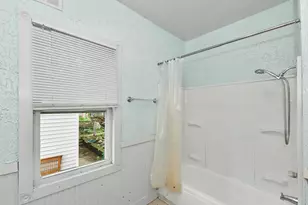 2631 N Booth St, Milwaukee, WI 53212 - Photo 11