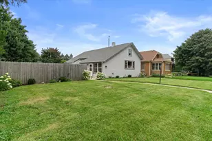 1618 Richard Ave, Racine, WI 53403 - Photo 3