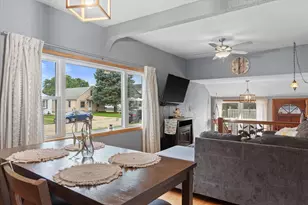 1618 Richard Ave, Racine, WI 53403 - Photo 5