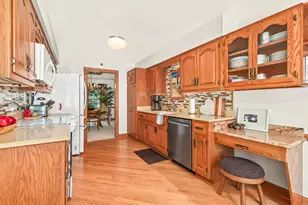 665 Mac Henry Cir, Brookfield, WI 53045 - Photo 17