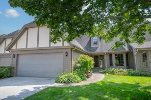665 Mac Henry Cir, Brookfield, WI 53045 - Photo 1