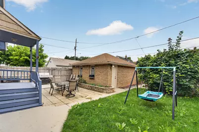 3364 S 17th St, Milwaukee, WI 53215 - Photo 29