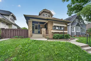 3364 S 17th St, Milwaukee, WI 53215 - Photo 31