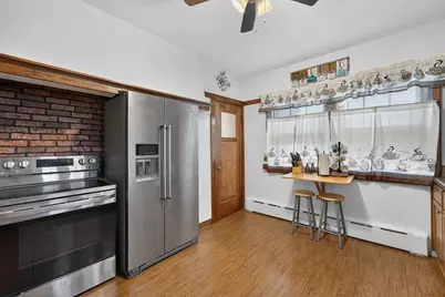 3364 S 17th St, Milwaukee, WI 53215 - Photo 11