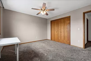 5241 33rd St, La Crosse, WI 54601 - Photo 17