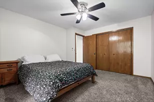 5241 33rd St, La Crosse, WI 54601 - Photo 15