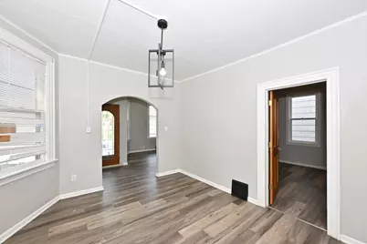 1219 W Windlake Ave, Milwaukee, WI 53215 - Photo 9