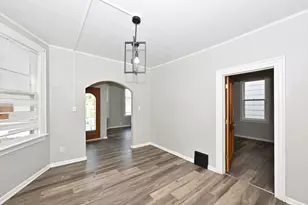 1219 W Windlake Ave, Milwaukee, WI 53215 - Photo 9