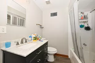1219 W Windlake Ave, Milwaukee, WI 53215 - Photo 25