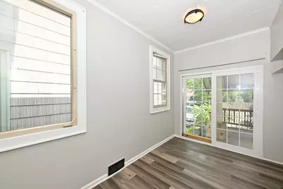1219 W Windlake Ave, Milwaukee, WI 53215 - Photo 17