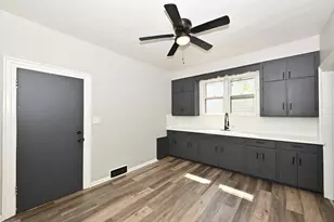 1219 W Windlake Ave, Milwaukee, WI 53215 - Photo 13