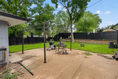 4436 W Dunwood Rd, Brown Deer, WI 53223 - Photo 3