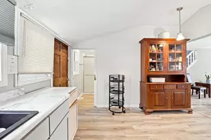 1526 Marquette St, Racine, WI 53404 - Photo 7