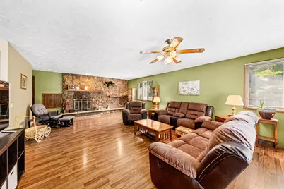 23334  Church Rd, Racine, WI 53139 - Photo 17