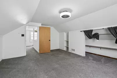 7935 W Becher St, West Allis, WI 53219 - Photo 35