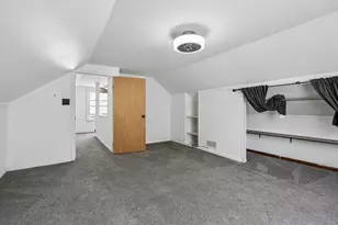 7935 W Becher St, West Allis, WI 53219 - Photo 35