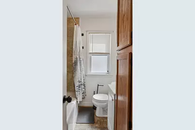 7935 W Becher St, West Allis, WI 53219 - Photo 29