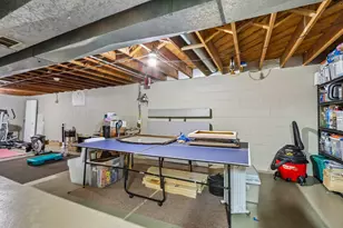 424 Hartwood Ln, Hartland, WI 53029 - Photo 27