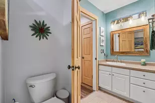 424 Hartwood Ln, Hartland, WI 53029 - Photo 19