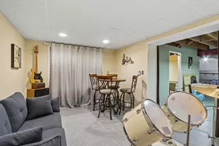 424 Hartwood Ln, Hartland, WI 53029 - Photo 29