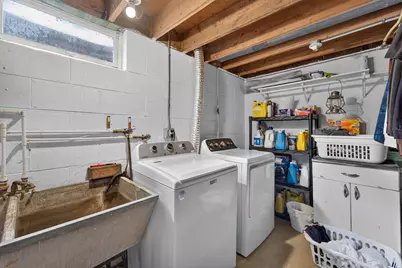 418  Blaine Ave, Racine, WI 53405 - Photo 15