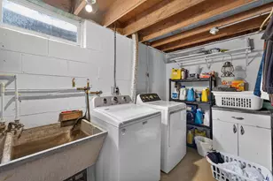 418 Blaine Ave, Racine, WI 53405 - Photo 15