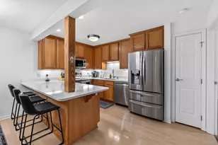 1108 N Milwaukee St, Milwaukee, WI 53202 - Photo 5