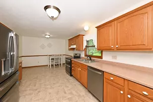 W4708 Pine Ct, Lafayette, WI 53121 - Photo 11