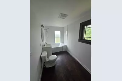 128  Hinman Ave, Waukesha, WI 53186 - Photo 5