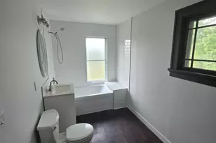 128 Hinman Ave, Waukesha, WI 53186 - Photo 5