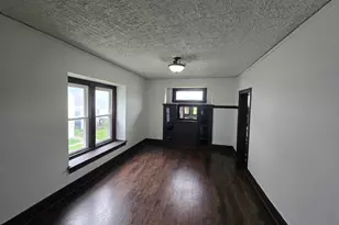 128 Hinman Ave, Waukesha, WI 53186 - Photo 7
