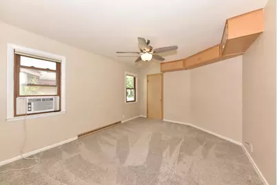 3229 S 56th St, Milwaukee, WI 53219 - Photo 13