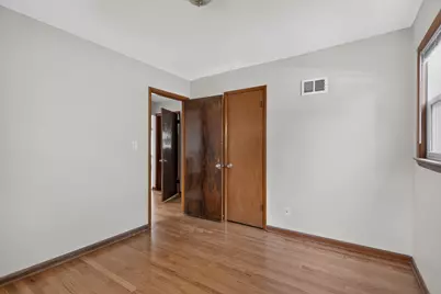 5360 N 107th St, Milwaukee, WI 53225 - Photo 21