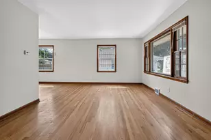 5360 N 107th St, Milwaukee, WI 53225 - Photo 9