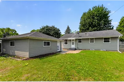 5360 N 107th St, Milwaukee, WI 53225 - Photo 5