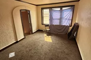 2613 W Capitol Dr, Milwaukee, WI 53206 - Photo 9