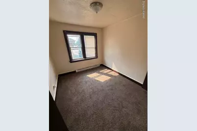 2613 W Capitol Dr, Milwaukee, WI 53206 - Photo 11