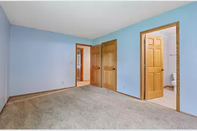 7716 S 83rd St, Franklin, WI 53132 - Photo 7