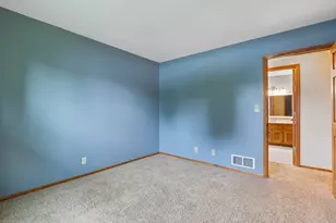 7716 S 83rd St, Franklin, WI 53132 - Photo 13