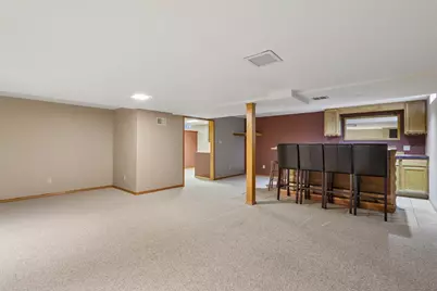 7716 S 83rd St, Franklin, WI 53132 - Photo 17