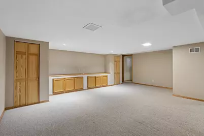 7716 S 83rd St, Franklin, WI 53132 - Photo 21