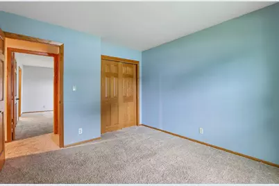 7716 S 83rd St, Franklin, WI 53132 - Photo 11