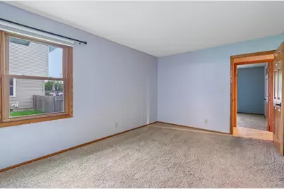 7716 S 83rd St, Franklin, WI 53132 - Photo 9