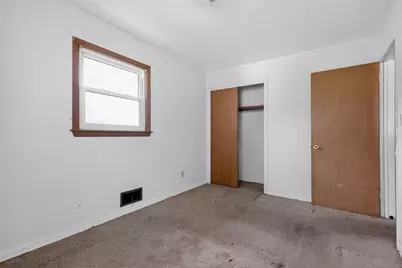 2812  Durand Ave, Racine, WI 53403 - Photo 7