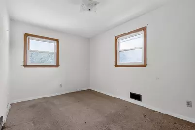 2812  Durand Ave, Racine, WI 53403 - Photo 9