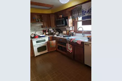 8041  19th Ave, Kenosha, WI 53143 - Photo 3