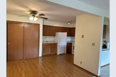 827  Quinlan Dr #C, Pewaukee, WI 53072 - Photo 11