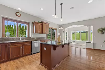 227  Hunters Xing, Slinger, WI 53086 - Photo 11